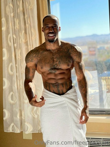 Freepressure modelo caliente galerías