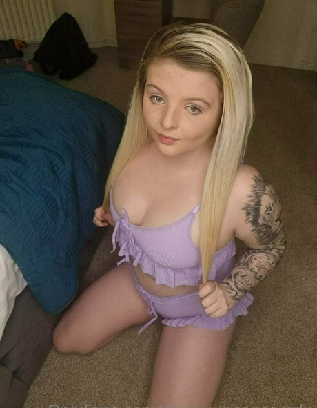 lexii louu actriz erótica fotos