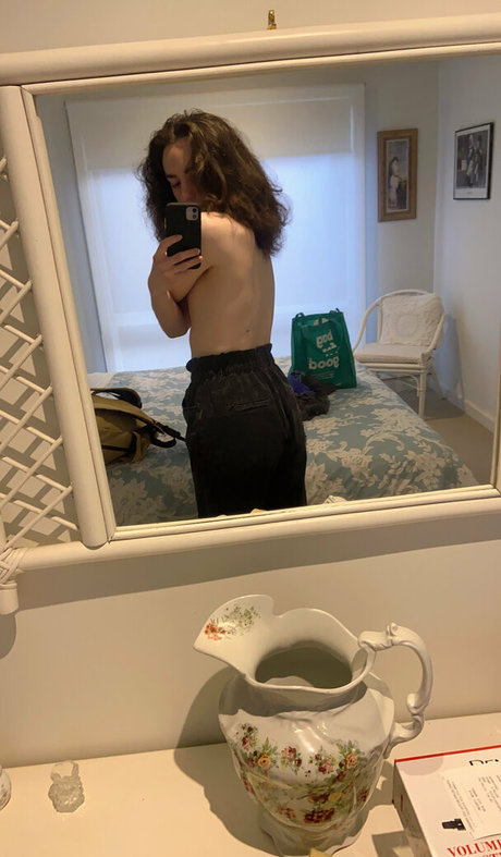 xwhitewrenx model sex pic