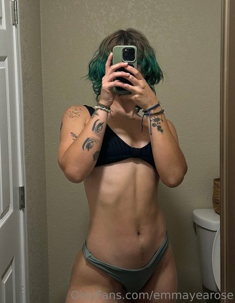 emmayearose étoile exclusive photos