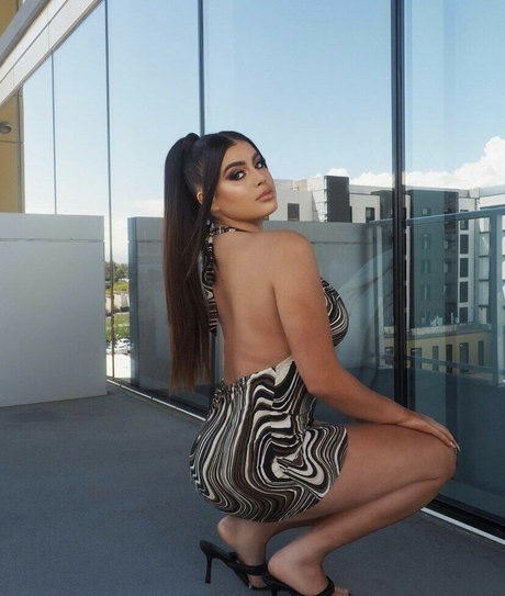 Kalani Hilliker bonita actriz imagen