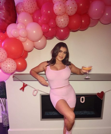 Kalani Hilliker actriz de alta calidad fotos