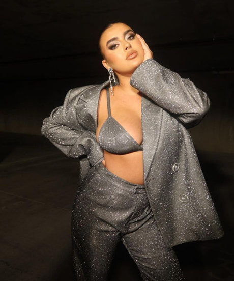 Kalani Hilliker hermosa actriz archivo