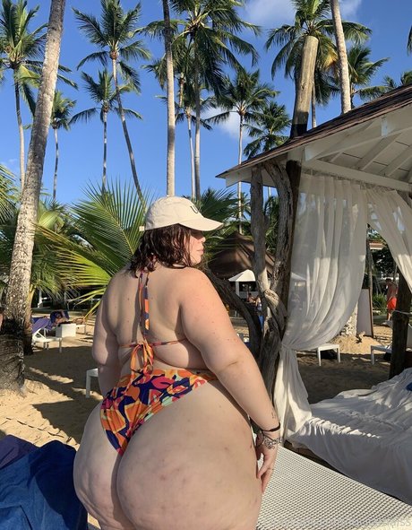 luciiamaiss modelo hermosa imagen