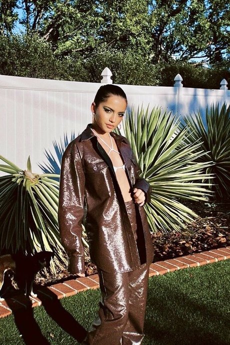 Isabela Merced Miniature