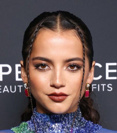 Isabela Merced actriz porno archivo