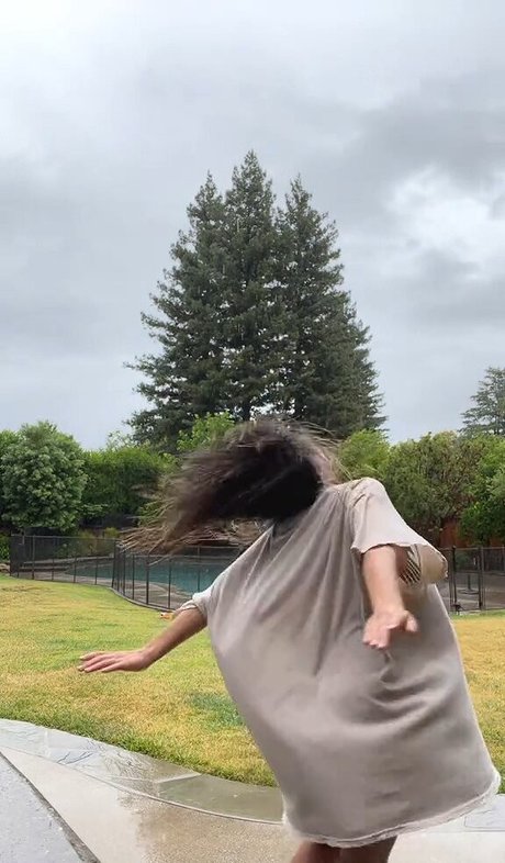 Isabela Merced belle actrice collection