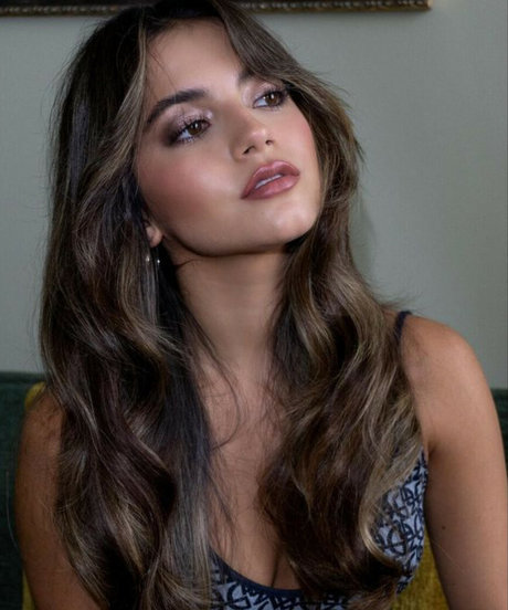 Isabela Merced modèles nus collection