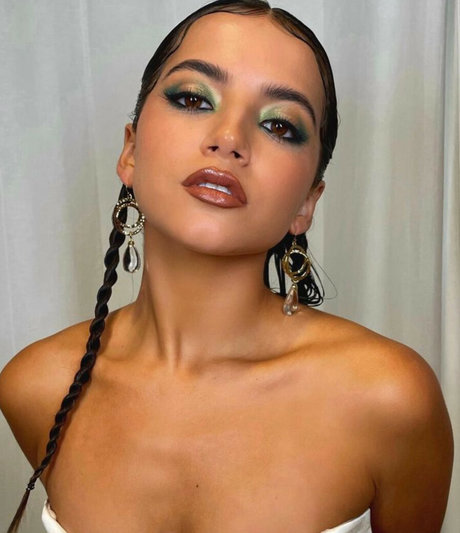 Isabela Merced perfect model galleries