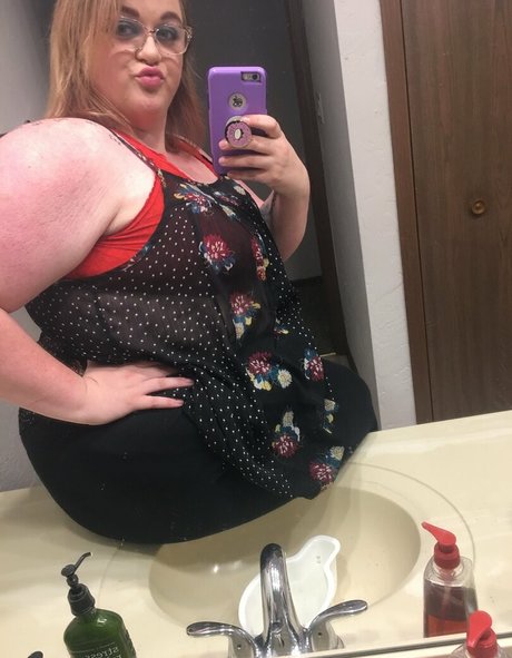 ladykeepsherlegsopen modelo atractivo recopilación