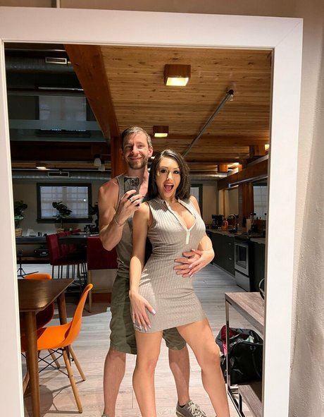 tradeofalljaks model nudes image