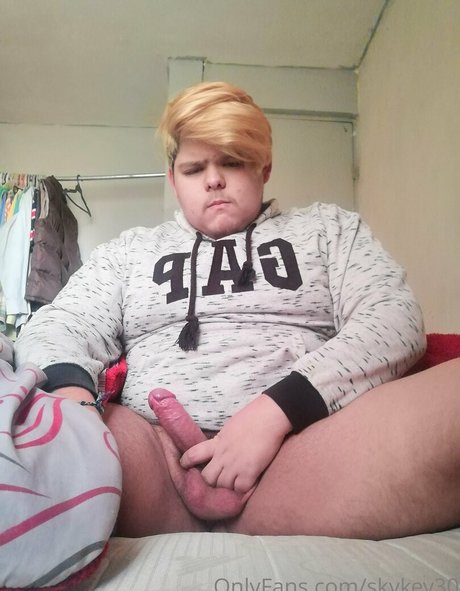 skykey30 actrice images