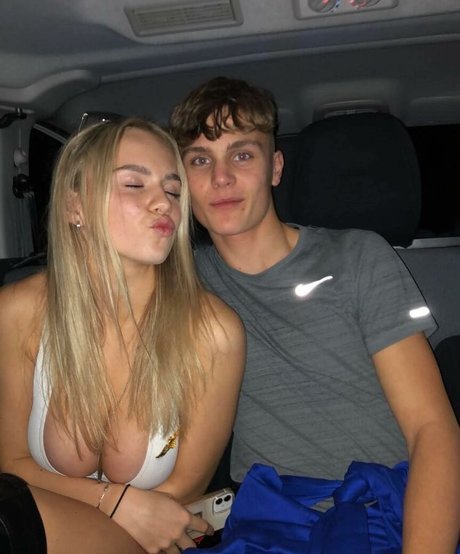 Gabriella Davies Imagen de perfil