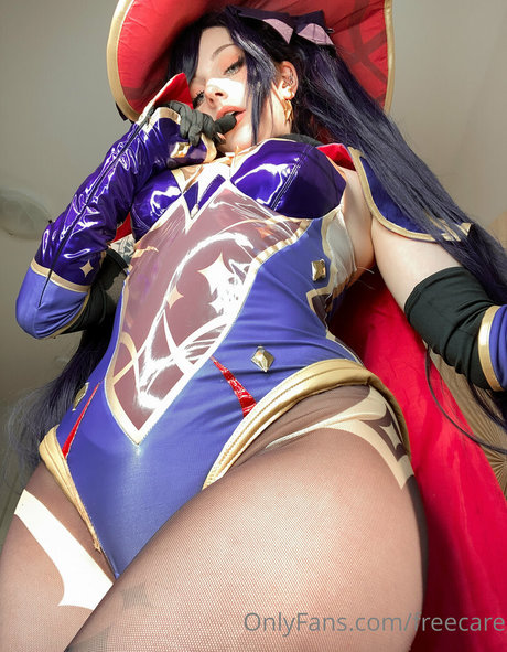 freecare actrice artistique galerie