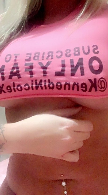 kennedinicolexoxo estrella erótica galería