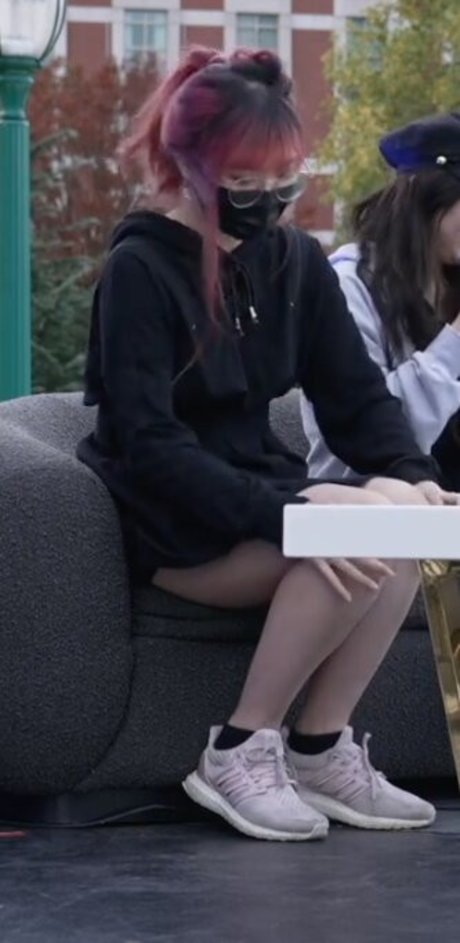 LilyPichu joli modèle photo