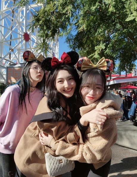 LilyPichu sexo estrella porno fotos