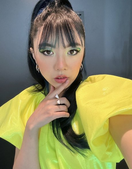 LilyPichu desnudos de estrellas fotos