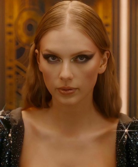 Taylor Swift desnudos de modelos fotos