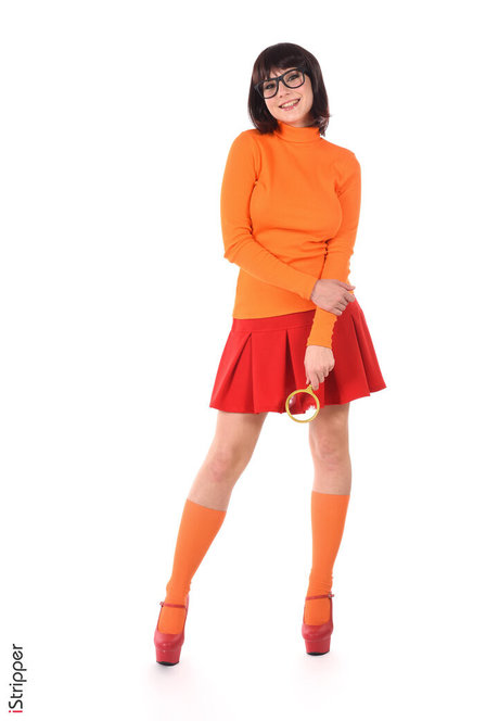 Morena de grandes tetas onlyfans adulto xxx galerías