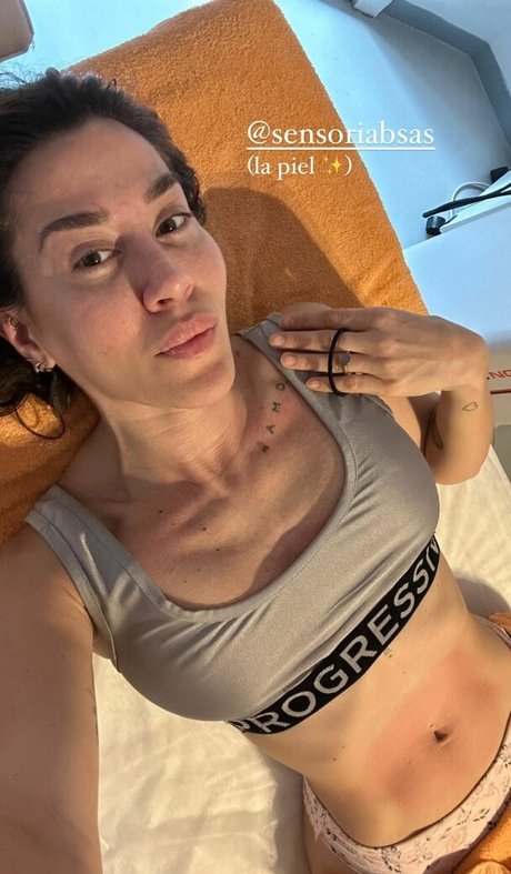 Jimena Baron Miniatura