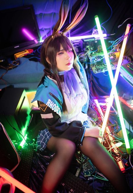 uyuy2907 actrice sexy archive