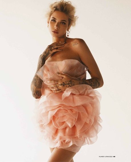 Aygrecia modèle pornographique images