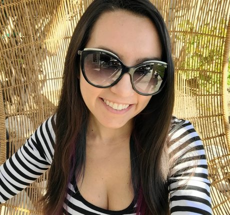 Trisha Hershberger modelo hd fotos