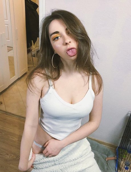 Arina Berdnikova beau modèle img