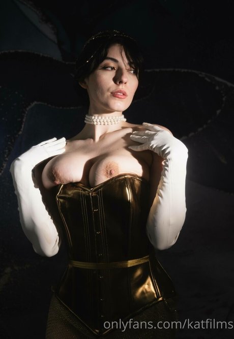 Kat Cabaret beau modèle img