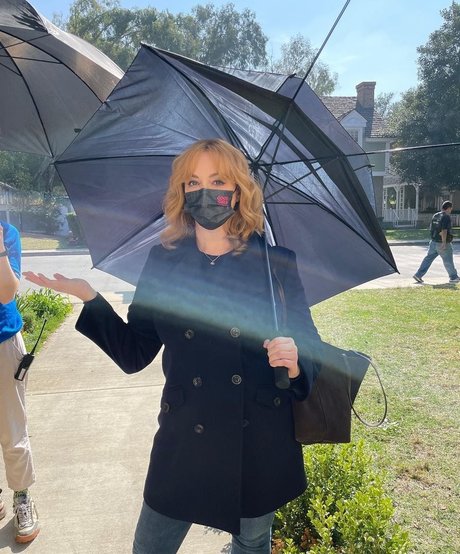 Christina Hendricks star du porno chaud image