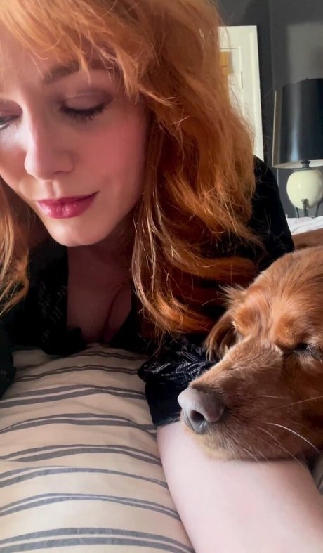 Christina Hendricks actriz desnuda archivo