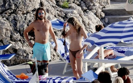 Heidi Klum sexy actress image