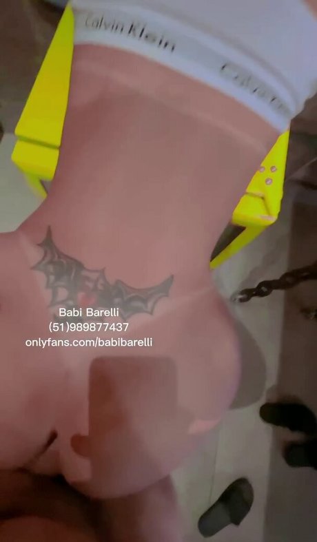 Babi Barelli haut étoile images