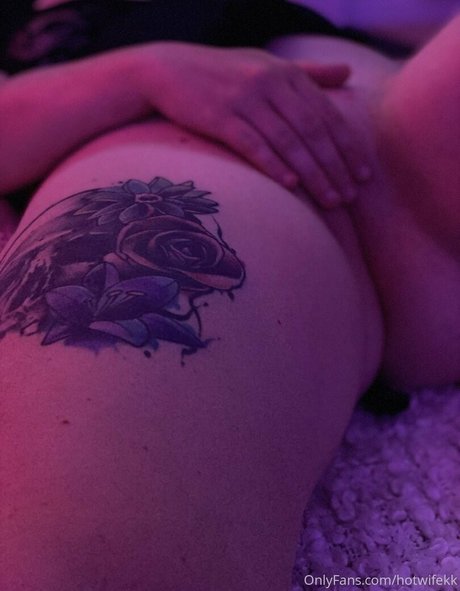 hotwifekk étoile exclusive archive