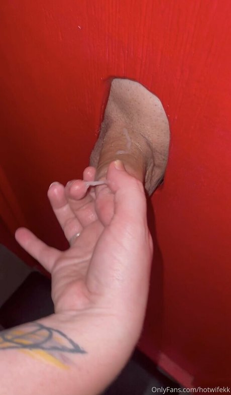 hotwifekk étoile exclusive image