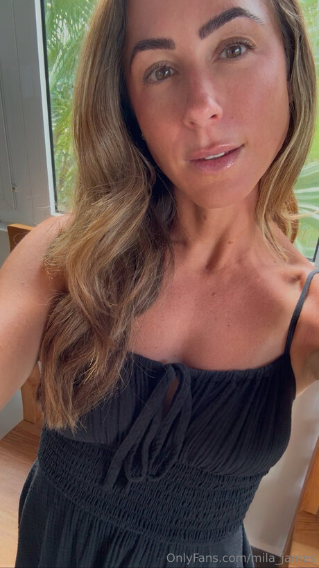 mila james estrella del sexo archivo