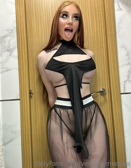 Venom Medusa modelo de alta calidad foto