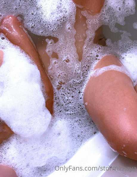 stormimaya star du porno gratuite collection