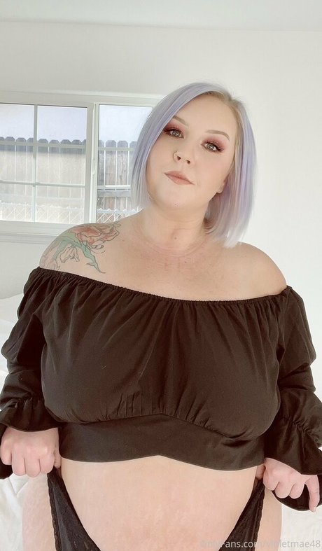 violetmae48 estrella porno atractiva galería