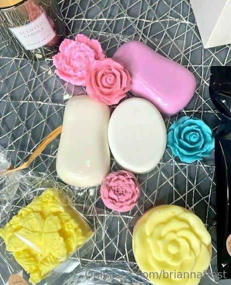 briannafrost desnudos de modelos archivo