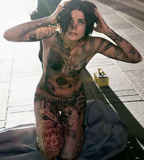 Jaimie Alexander star erotic images