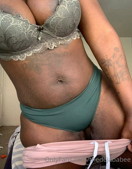 thedejababee modèle exclusif photos