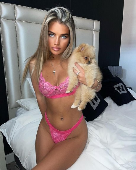 Mia Woodhall actriz erótica fotos