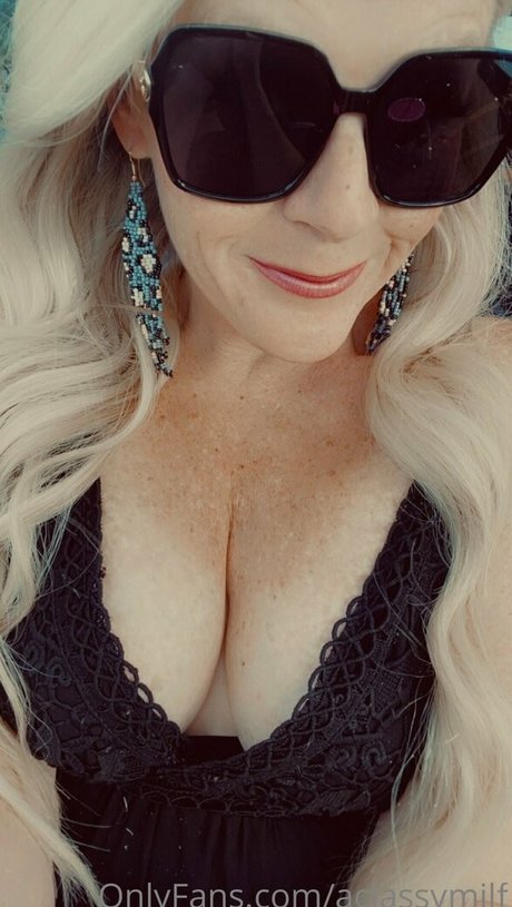 aclassymilf nude pornstar img