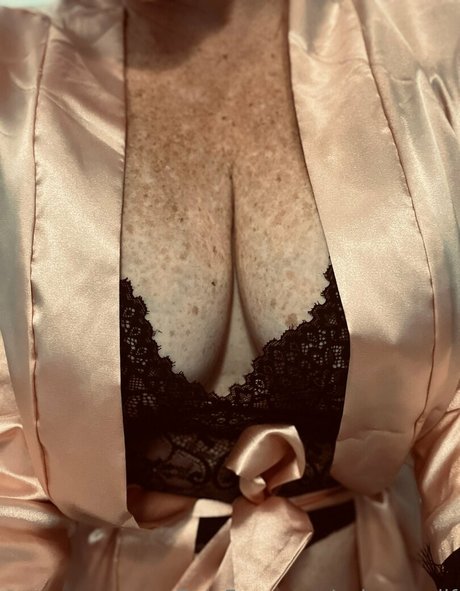 aclassymilf free pornstar pic