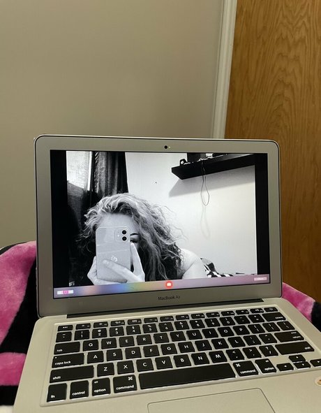 Babymegie modelo libre archivo