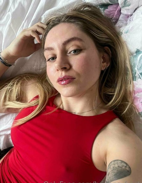 juicy lust arte modelo fotos