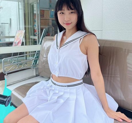 Eunji Pyoapple étoile sexy img