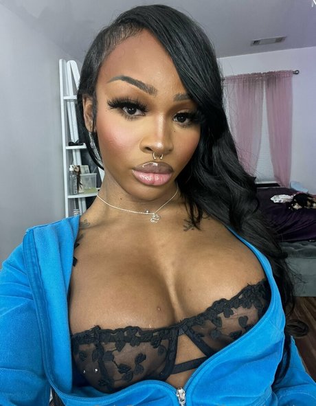 milanvalentine actrice chaude image